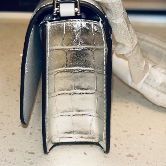 ♠️ Kate Spade Madison Croc Embossed Mini Crossbody Silver NWT - Picture 5 of 13